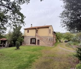 Casale  Cinigiano Toscana
