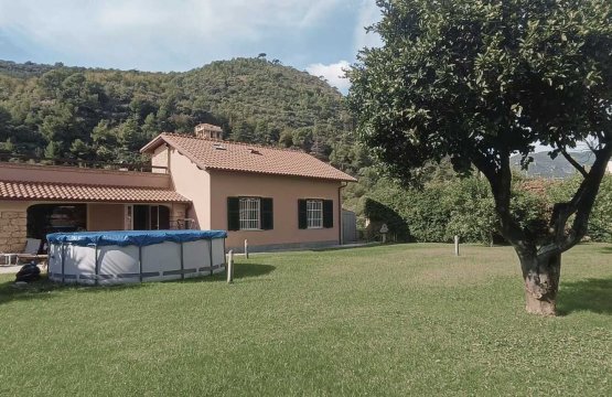 For sale Villa Quiet zone Cisano sul Neva Liguria