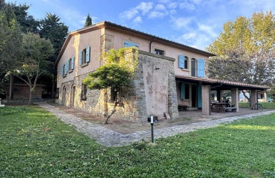 Vendita Casale Campagna Castelnuovo Misericordia LI