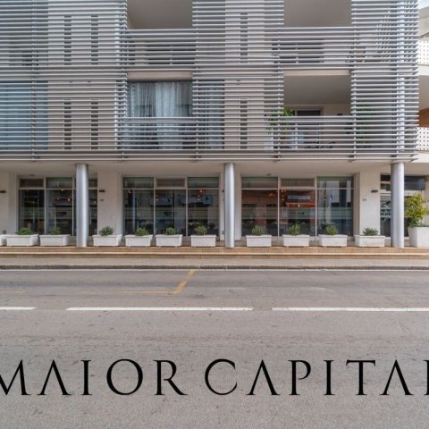 Locale commerciale Città