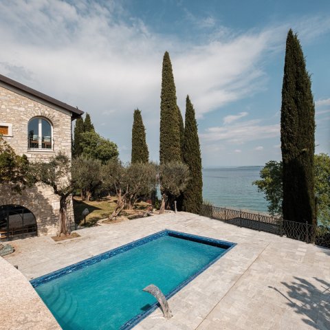 Villa Lago