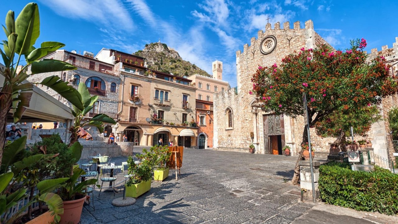 Vendita appartamento in città Taormina Sicilia foto 1