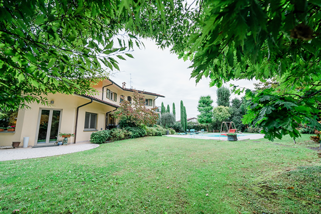 Vendita villa in zona tranquilla Bergamo Lombardia foto 4