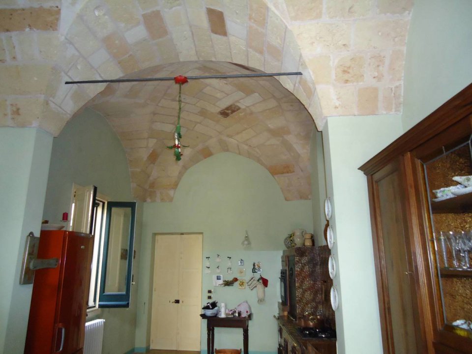 Vendita palazzo in città San Pietro in Lama Puglia foto 8