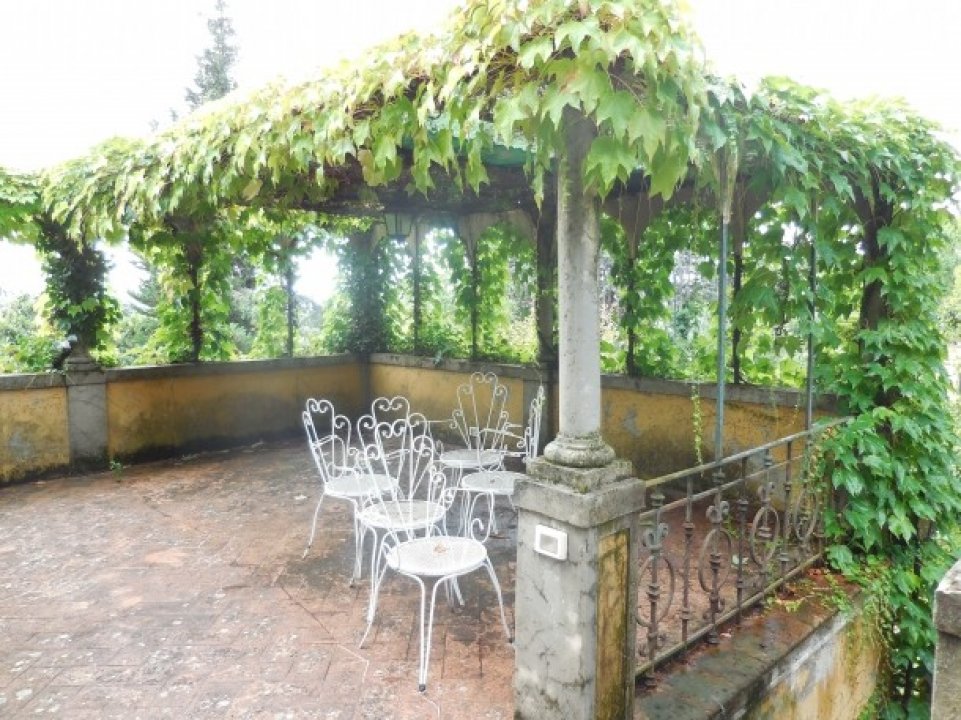 Vendita villa in zona tranquilla Firenze Toscana foto 9