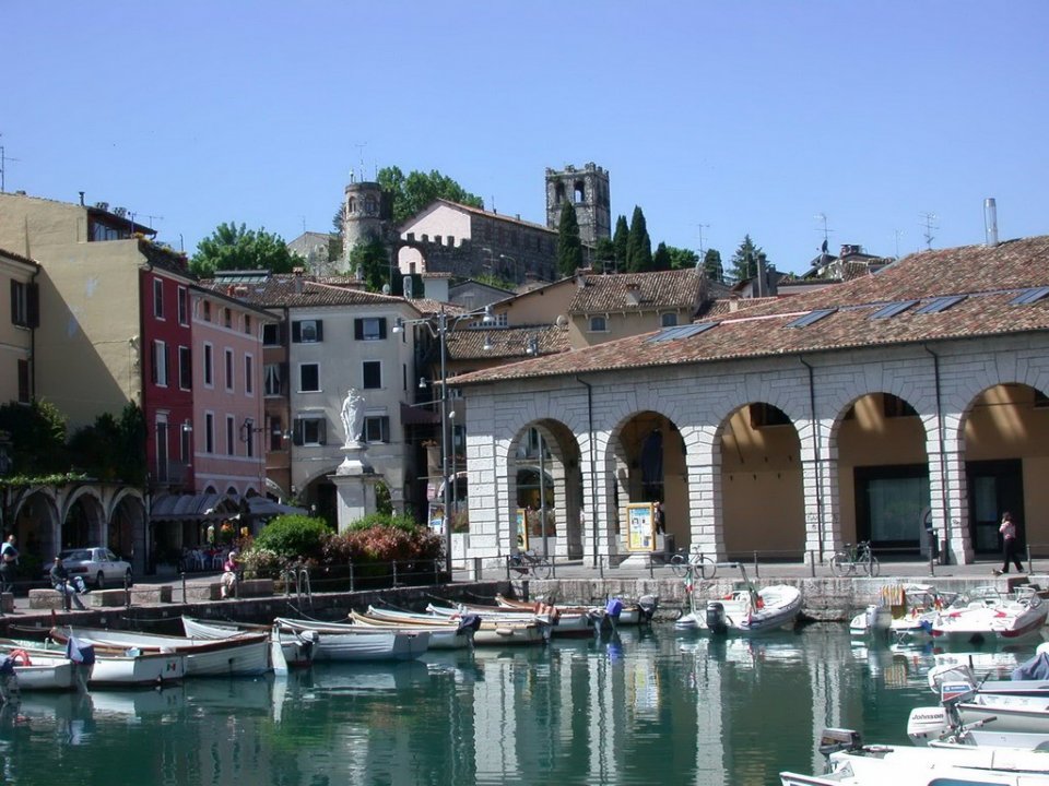Vendita attività commerciale sul lago Desenzano del Garda Lombardia foto 2