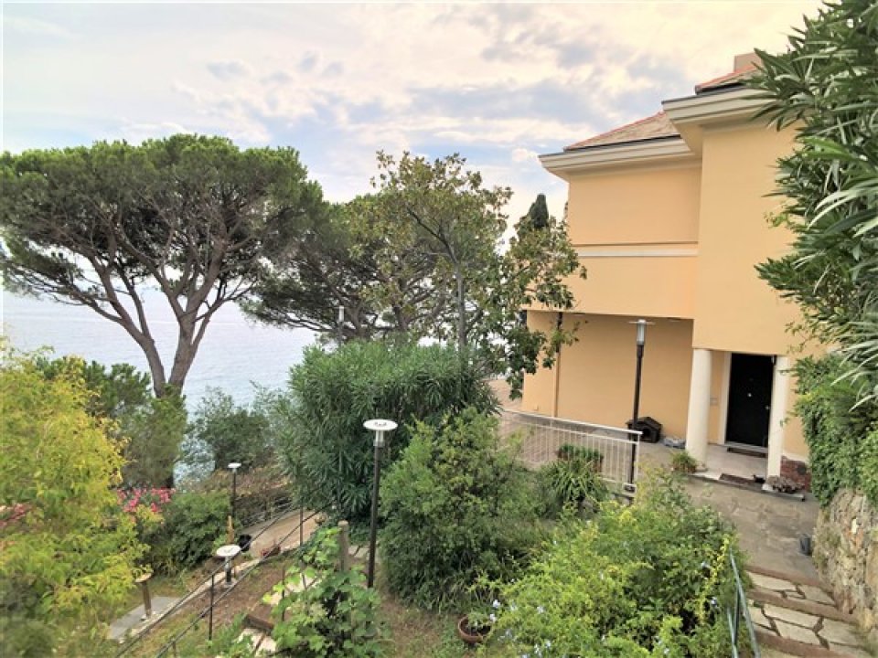 Vendita villa sul mare Varazze Liguria foto 13