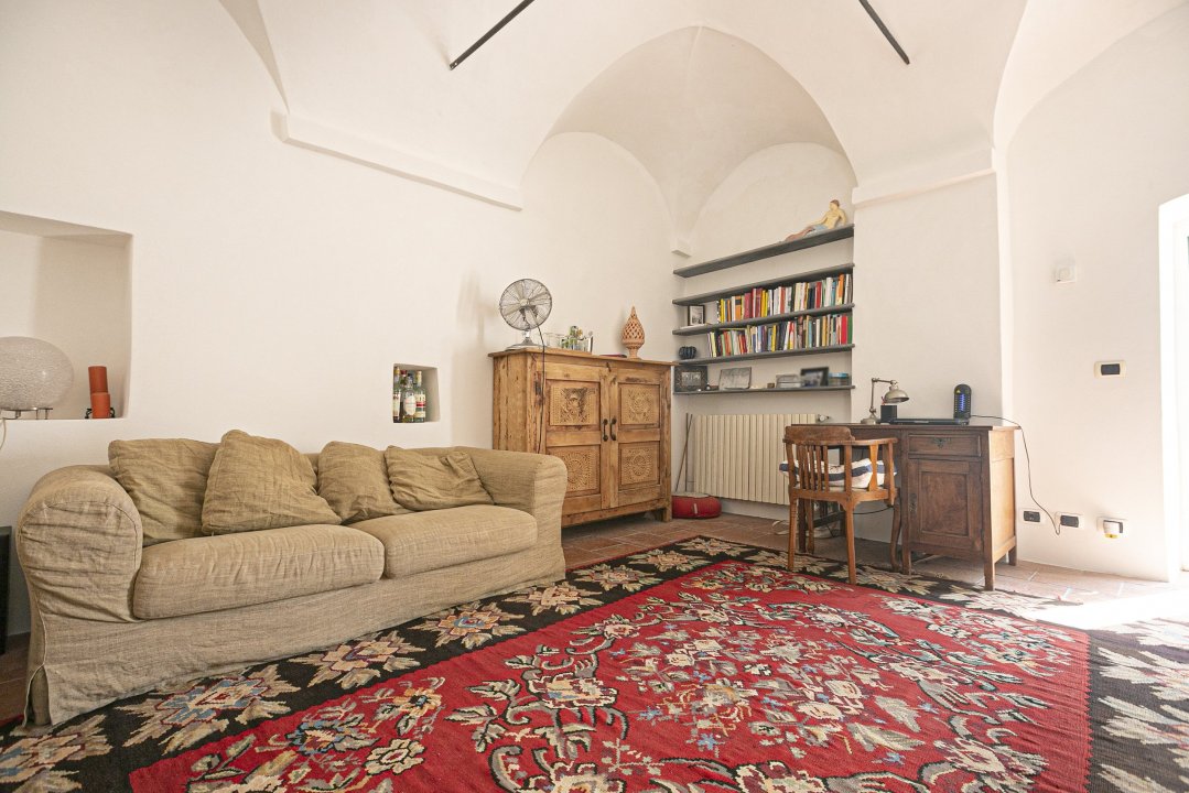 Vendita appartamento sul mare Finale Ligure Liguria foto 17