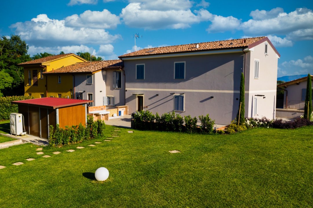 Affitto villa in zona tranquilla Lucca Toscana foto 4