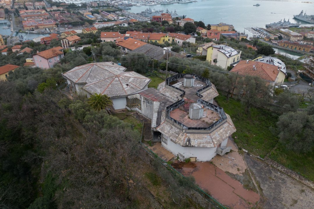 Vendita villa in zona tranquilla La Spezia Liguria foto 34