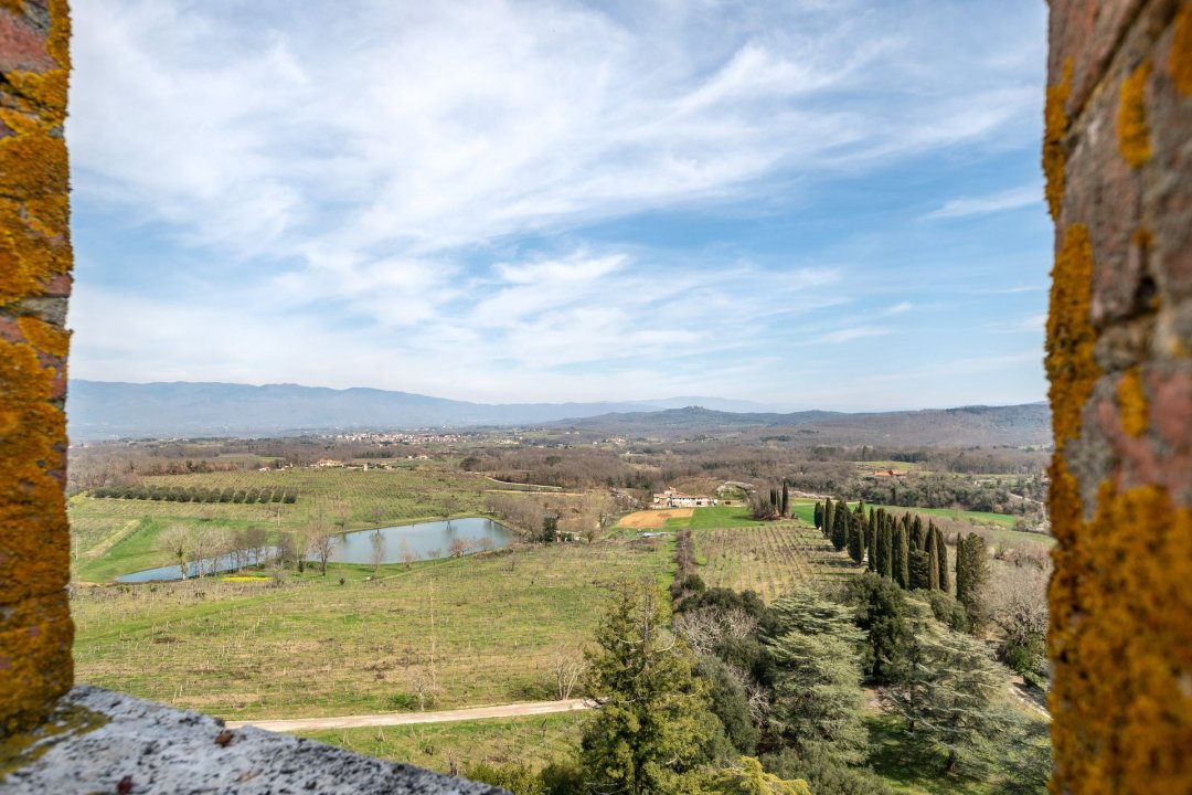 Vendita castello in zona tranquilla Bucine Toscana foto 3