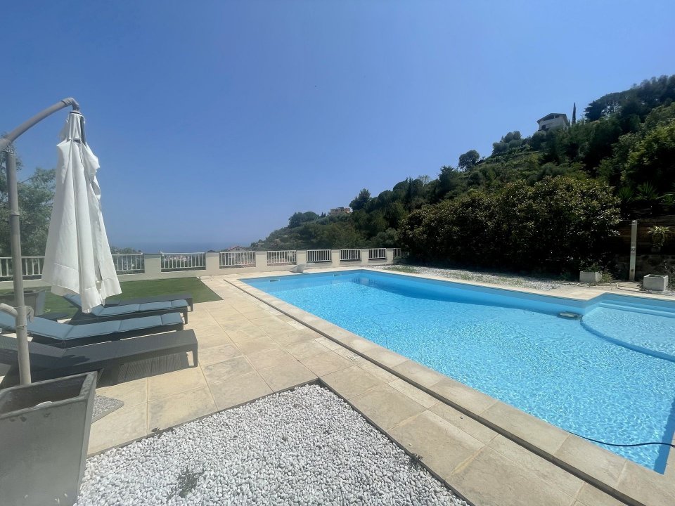 For sale villa in quiet zone Sanremo Liguria foto 6