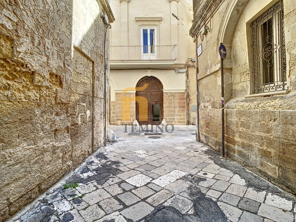Vendita palazzo in città Lecce Puglia foto 4