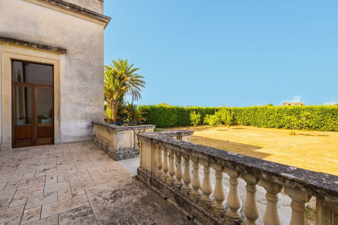 Vendita palazzo in città Calimera Puglia foto 22