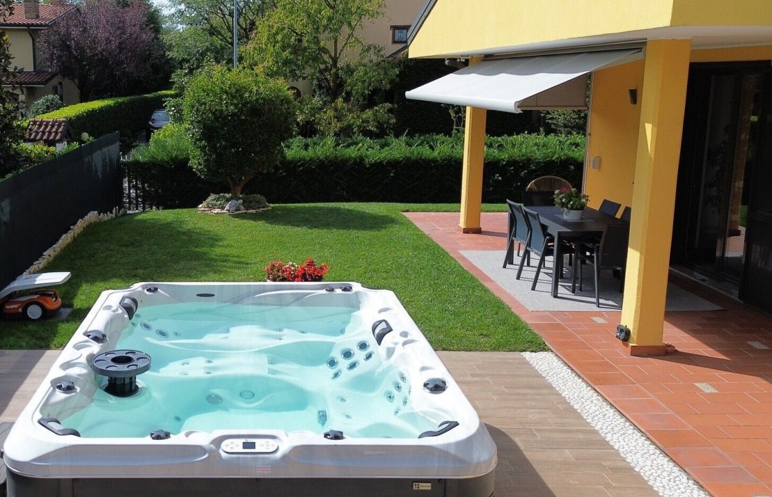 For sale villa in quiet zone Lainate Lombardia foto 11