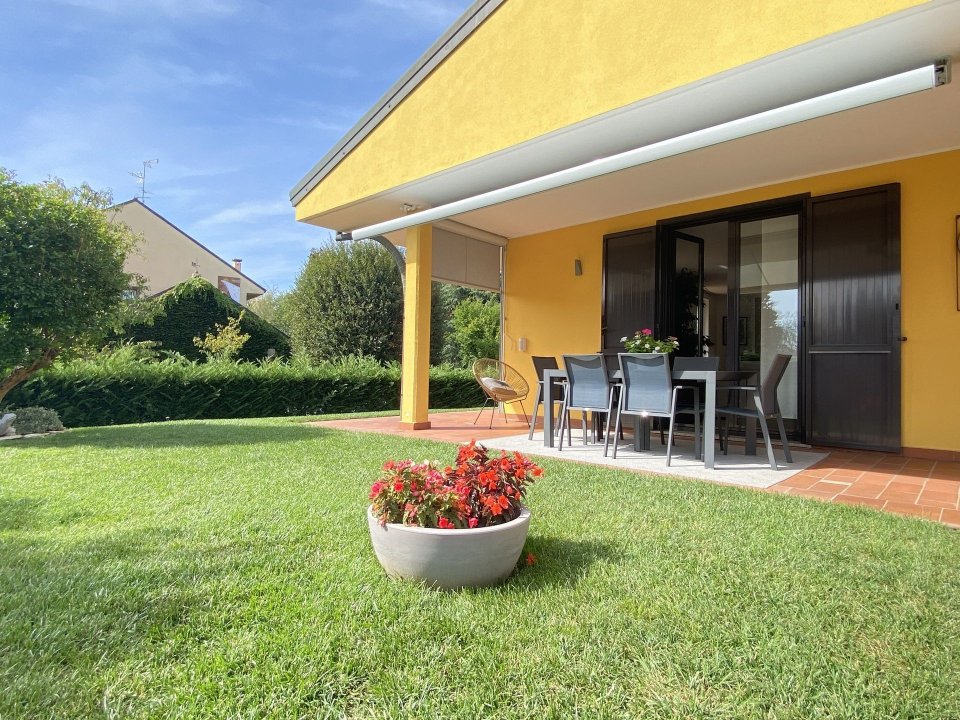 For sale villa in quiet zone Lainate Lombardia foto 31
