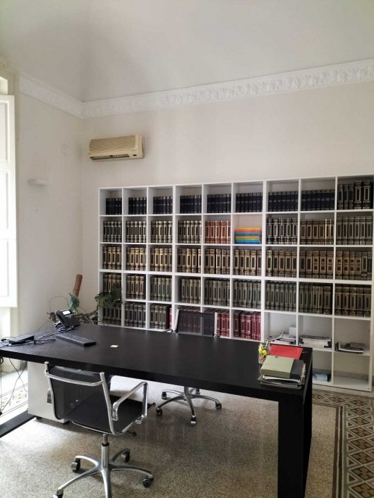 For rent office in city Bari Puglia foto 4