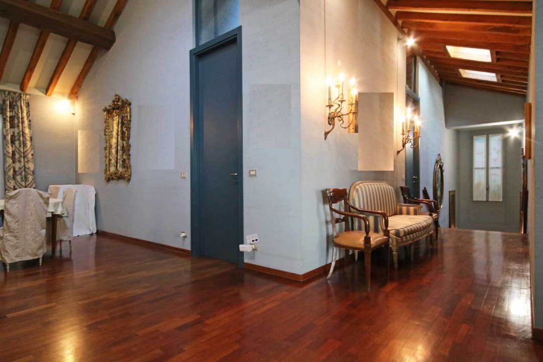 For sale apartment in city Parma Emilia-Romagna foto 15