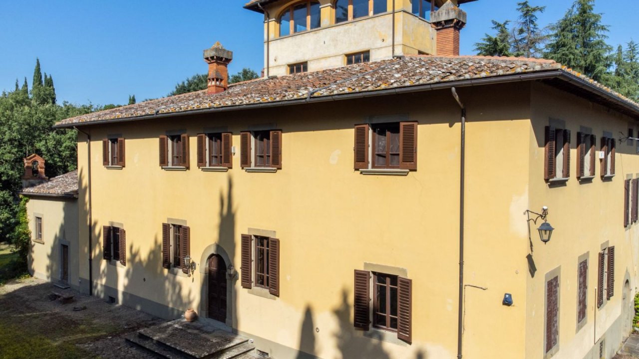 Vendita villa in  Arezzo Toscana foto 11