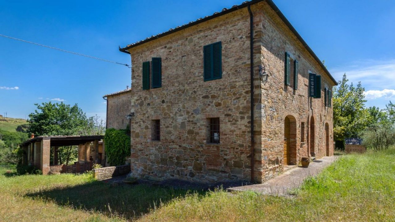 Vendita villa in  Asciano Toscana foto 9