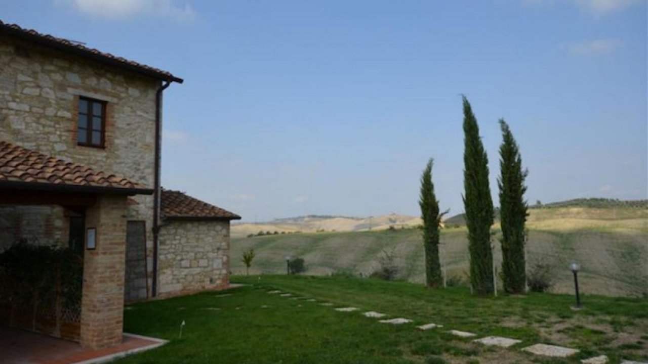 Vendita villa in  Asciano Toscana foto 6