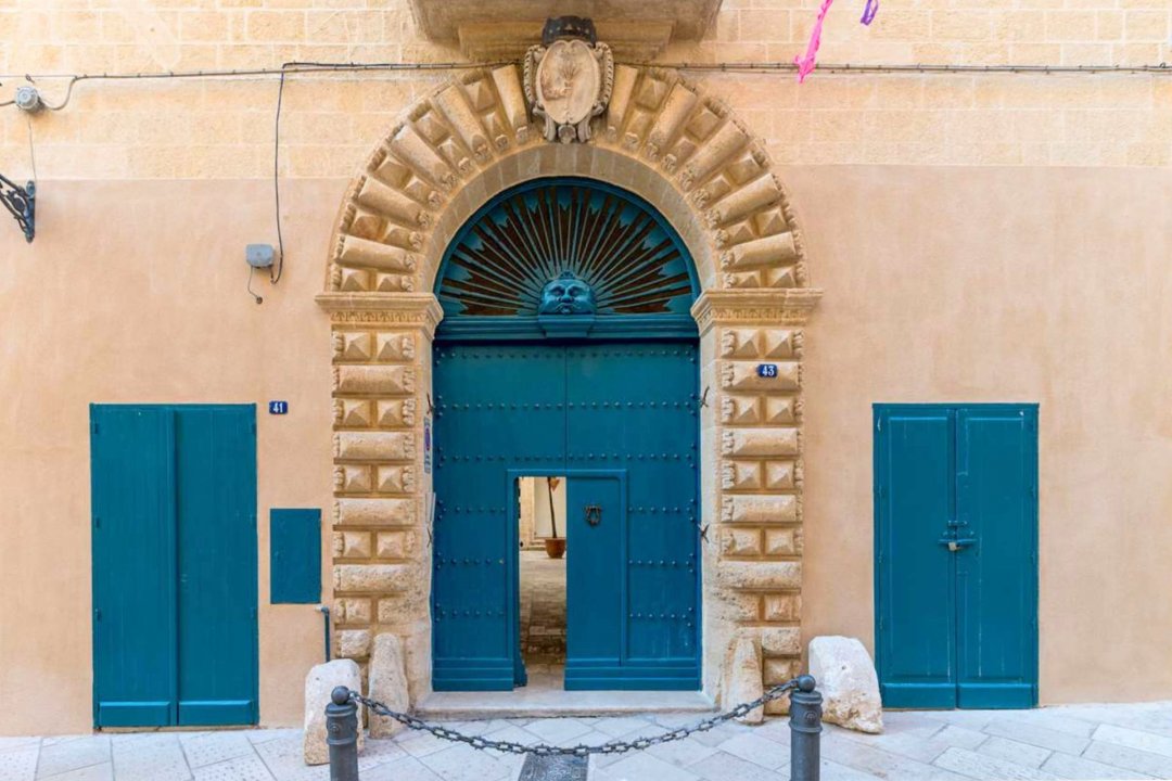 Vendita palazzo in città Grottaglie Puglia foto 2