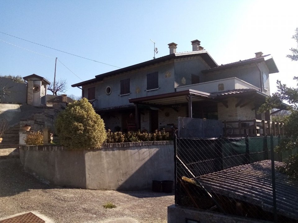 Vendita villa in zona tranquilla Pesaro Marche foto 5