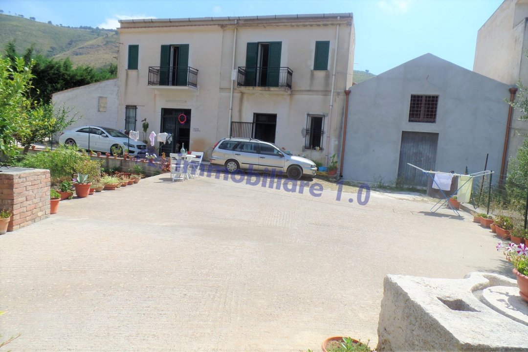 Vendita operazione immobiliare in zona tranquilla Castellammare del Golfo Sicilia foto 2