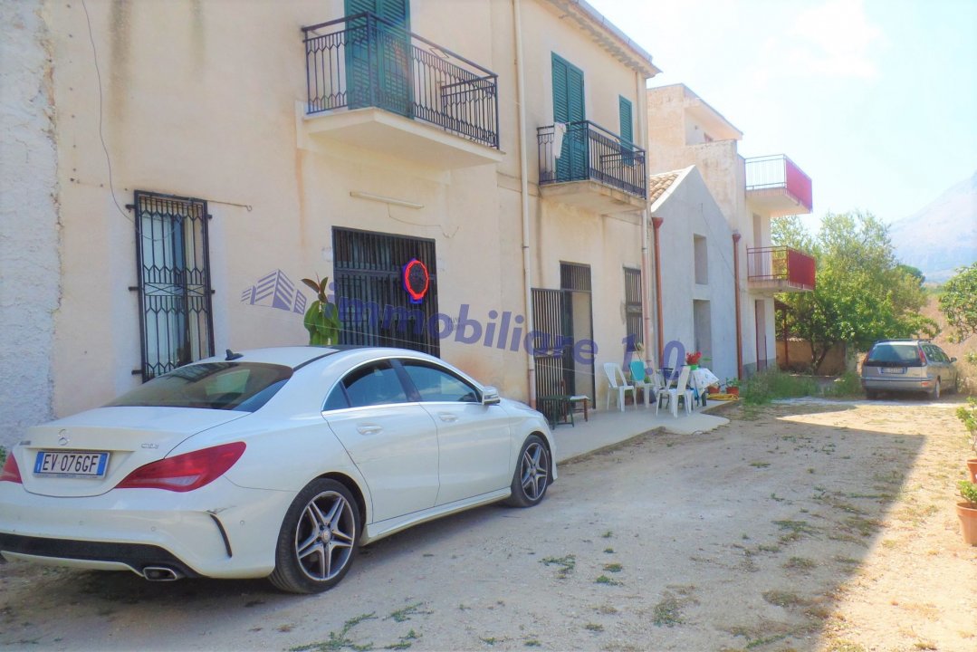 Vendita operazione immobiliare in zona tranquilla Castellammare del Golfo Sicilia foto 50