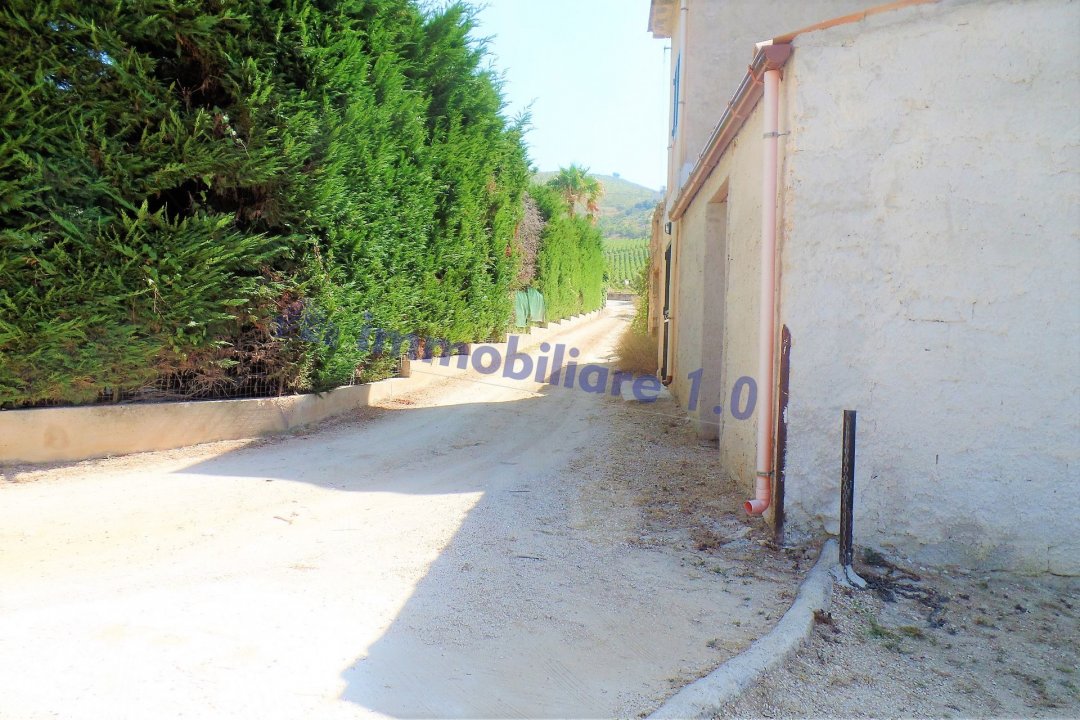 Vendita operazione immobiliare in zona tranquilla Castellammare del Golfo Sicilia foto 56