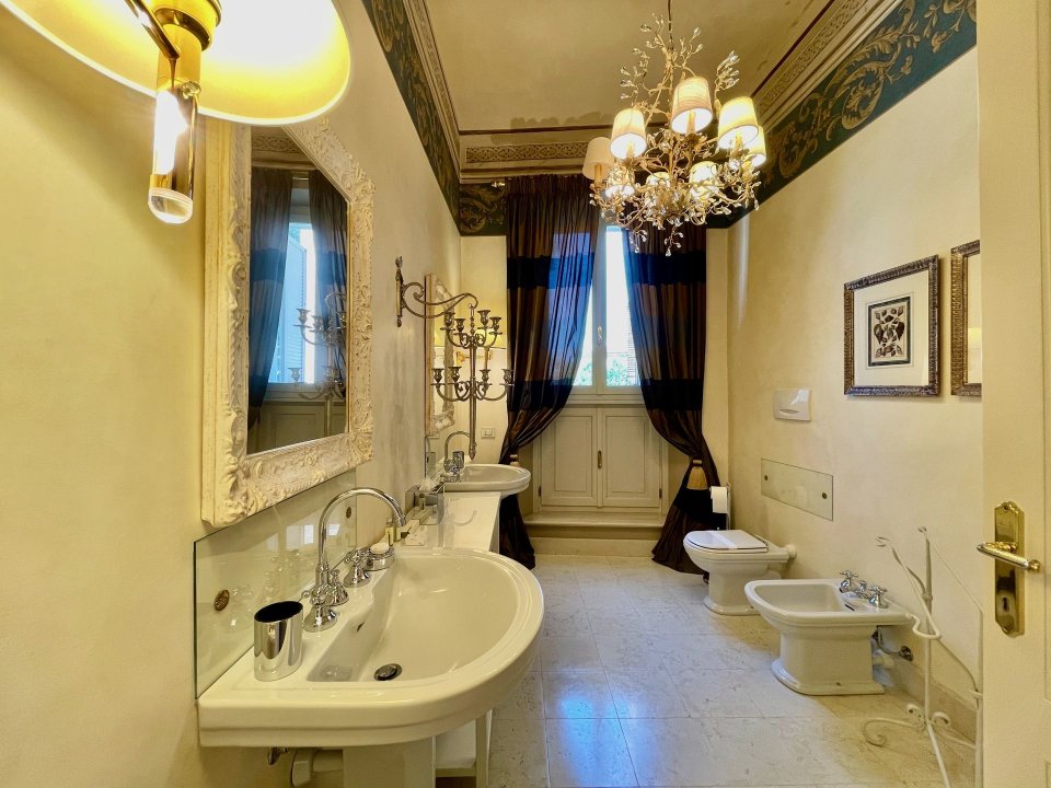 For sale palace in city Mantova Lombardia foto 4