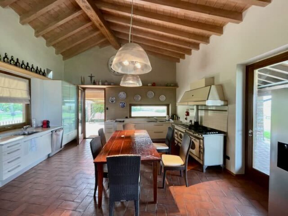For sale villa in quiet zone Ziano Piacentino Emilia-Romagna foto 2