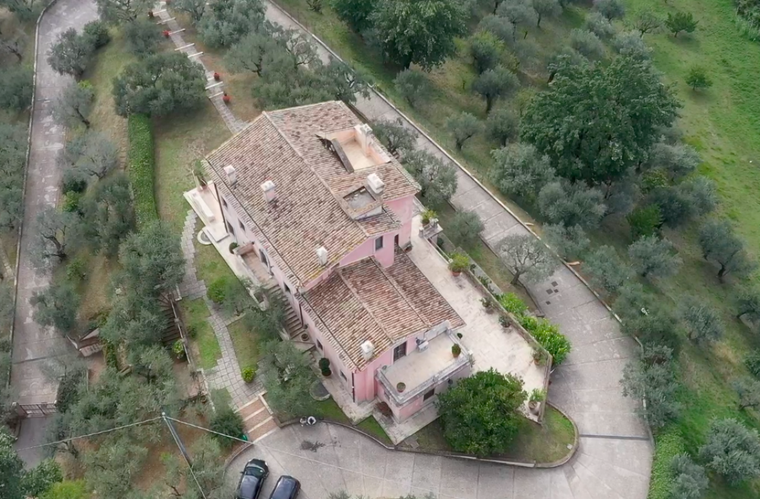 Vendita villa in città Frosinone Lazio foto 3