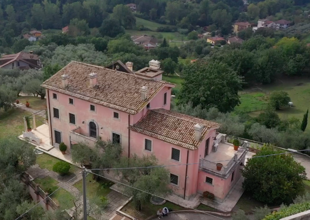 Vendita villa in città Frosinone Lazio foto 4