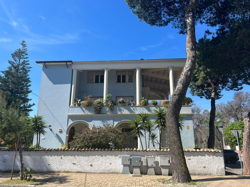 Vendita villa sul mare Pescara Abruzzo foto 1