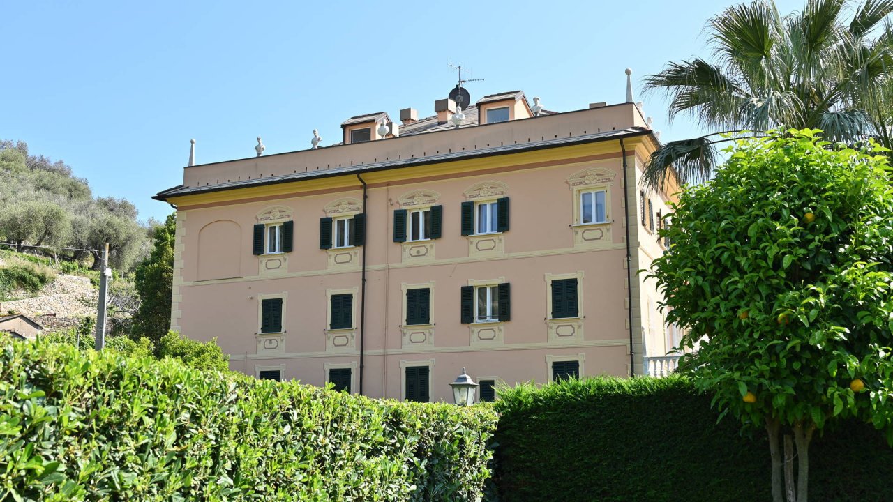 Vendita appartamento sul mare Finale Ligure Liguria foto 10