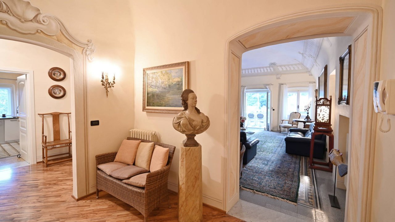 Vendita appartamento sul mare Finale Ligure Liguria foto 58
