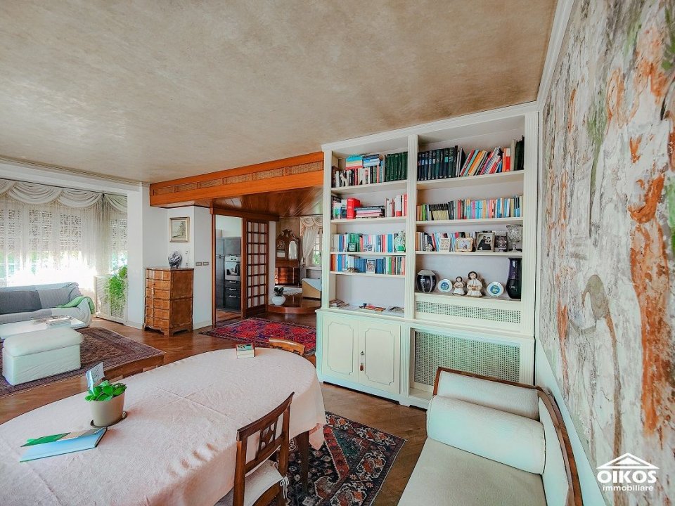Vendita appartamento sul lago Desenzano del Garda Lombardia foto 9