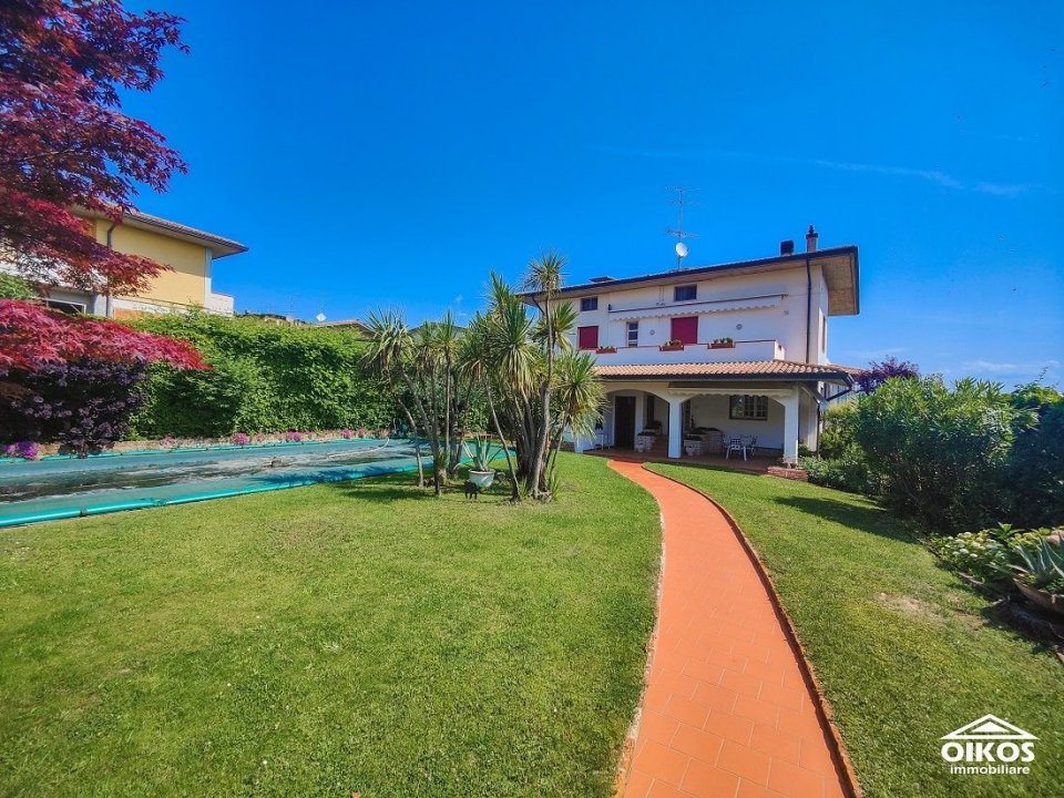 Vendita appartamento sul lago Desenzano del Garda Lombardia foto 4