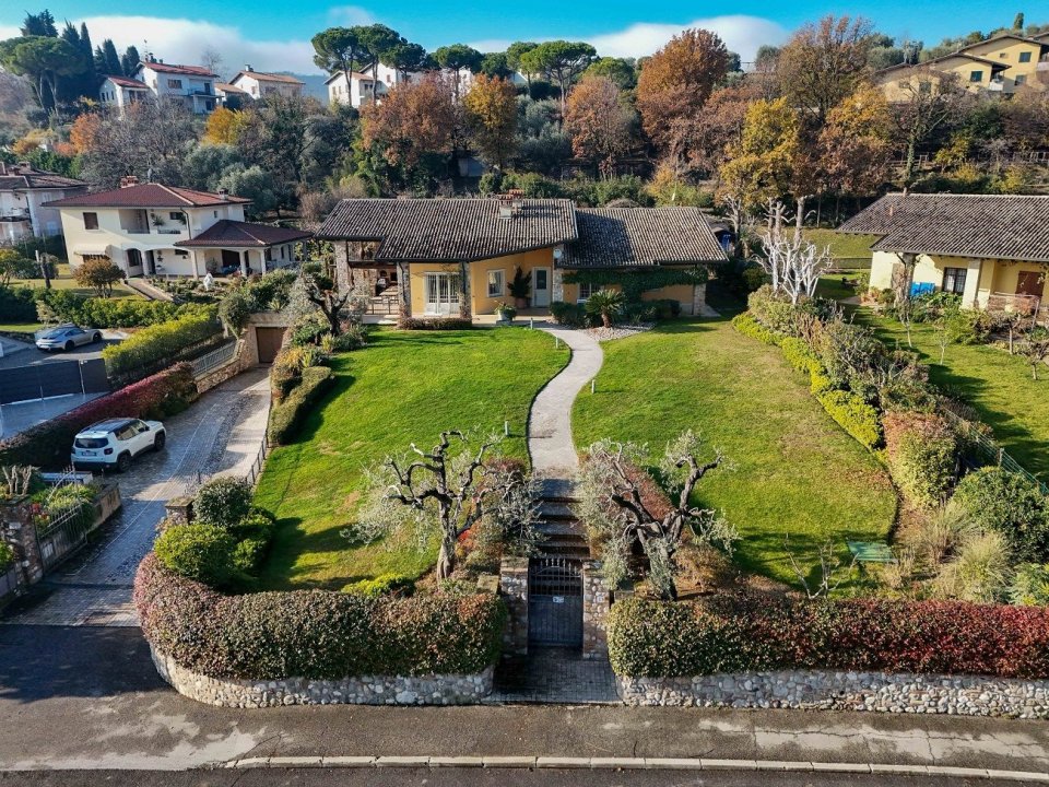 Vendita villa sul lago Padenghe sul Garda Lombardia foto 56