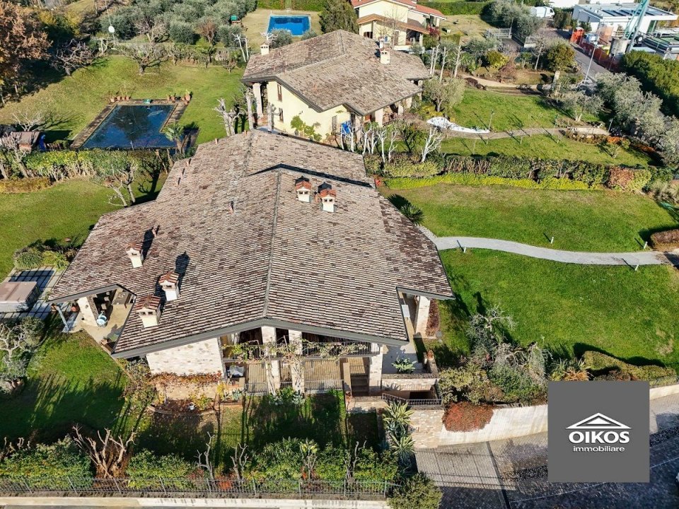 Vendita villa sul lago Padenghe sul Garda Lombardia foto 69