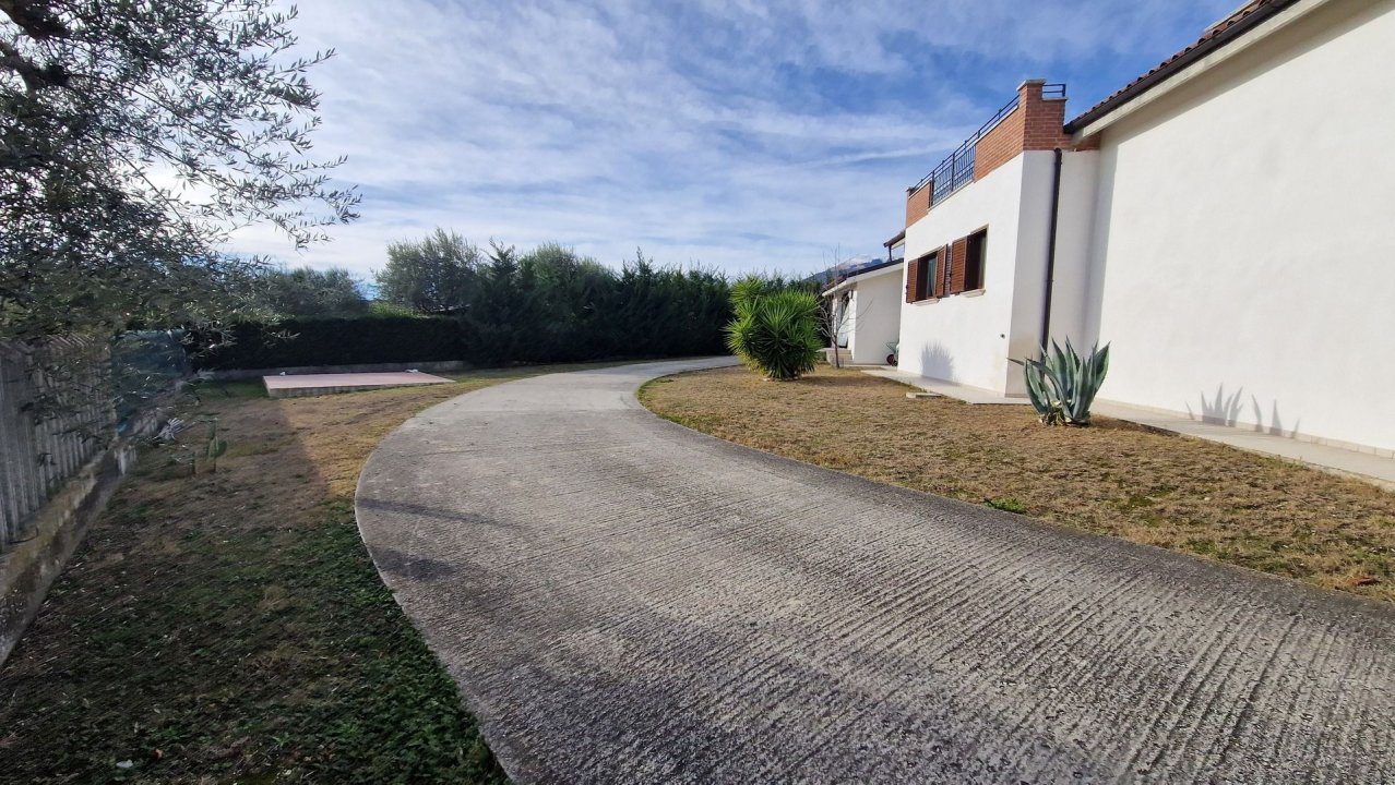 Vendita villa in zona tranquilla Sant´Egidio alla Vibrata Abruzzo foto 46