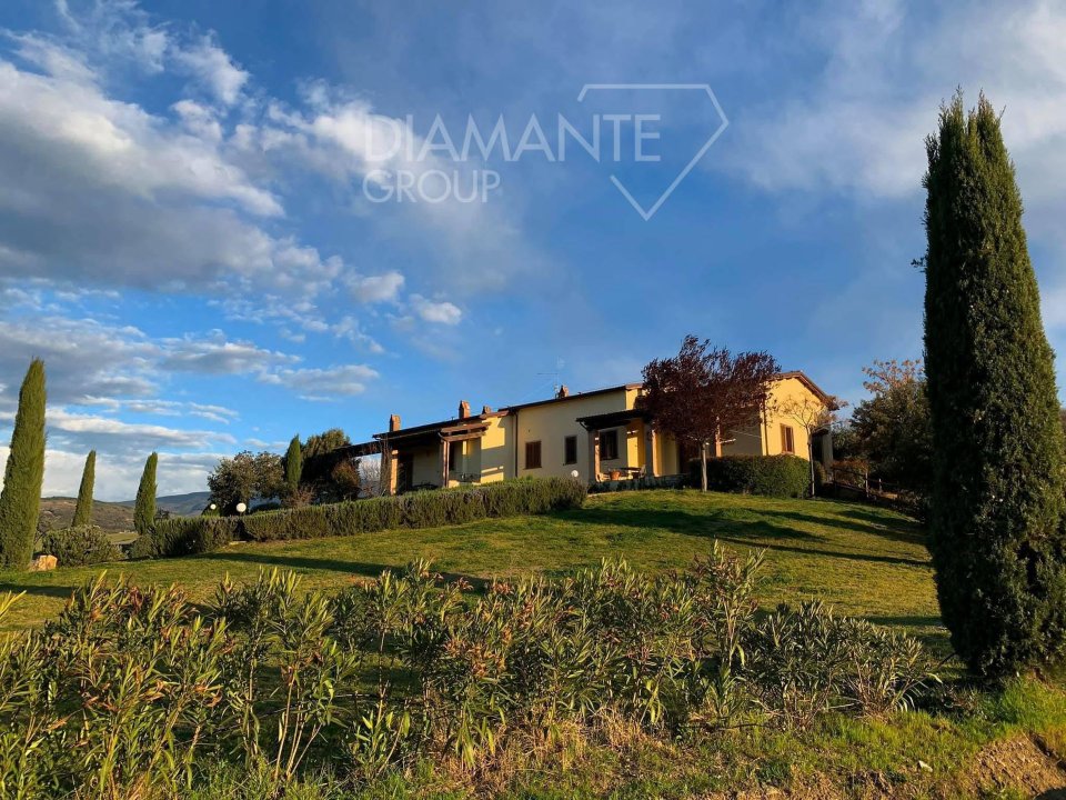 Vendita casale in zona tranquilla Castel del Piano Toscana foto 1