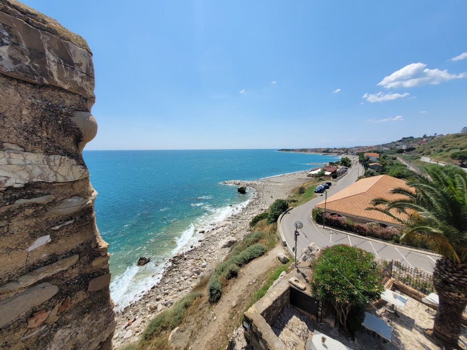 Vendita castello sul mare Roseto Capo Spulico Calabria foto 17