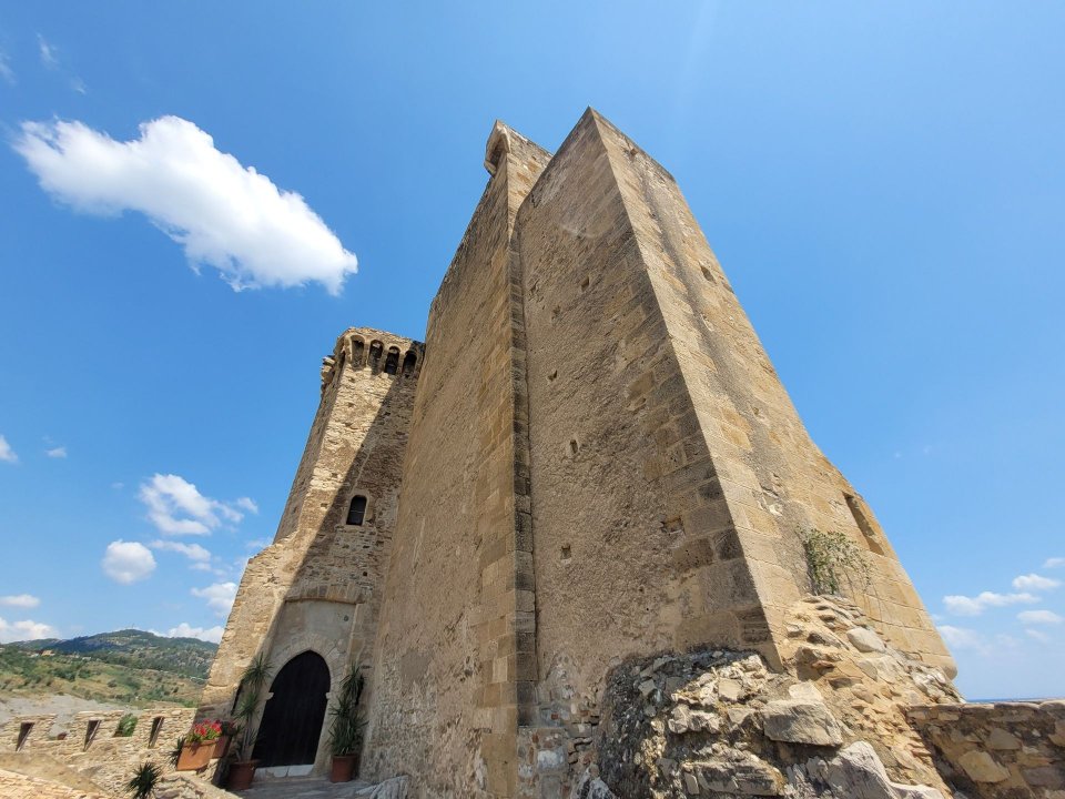 Vendita castello sul mare Roseto Capo Spulico Calabria foto 8
