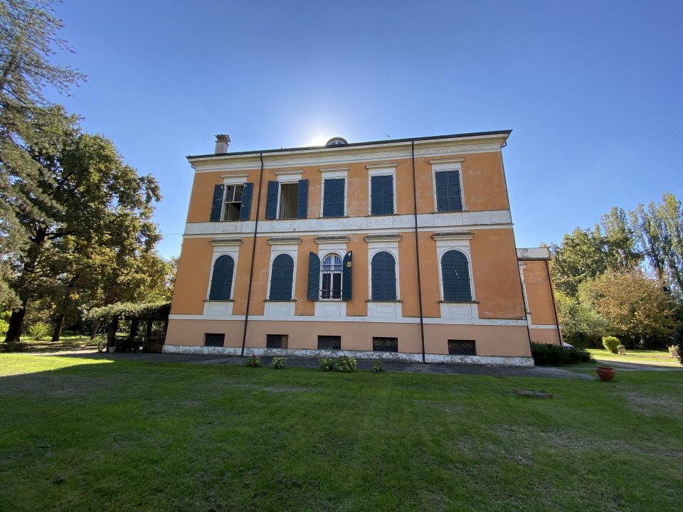 Vendita villa in zona tranquilla Reggio Nell´Emilia Emilia-Romagna foto 12