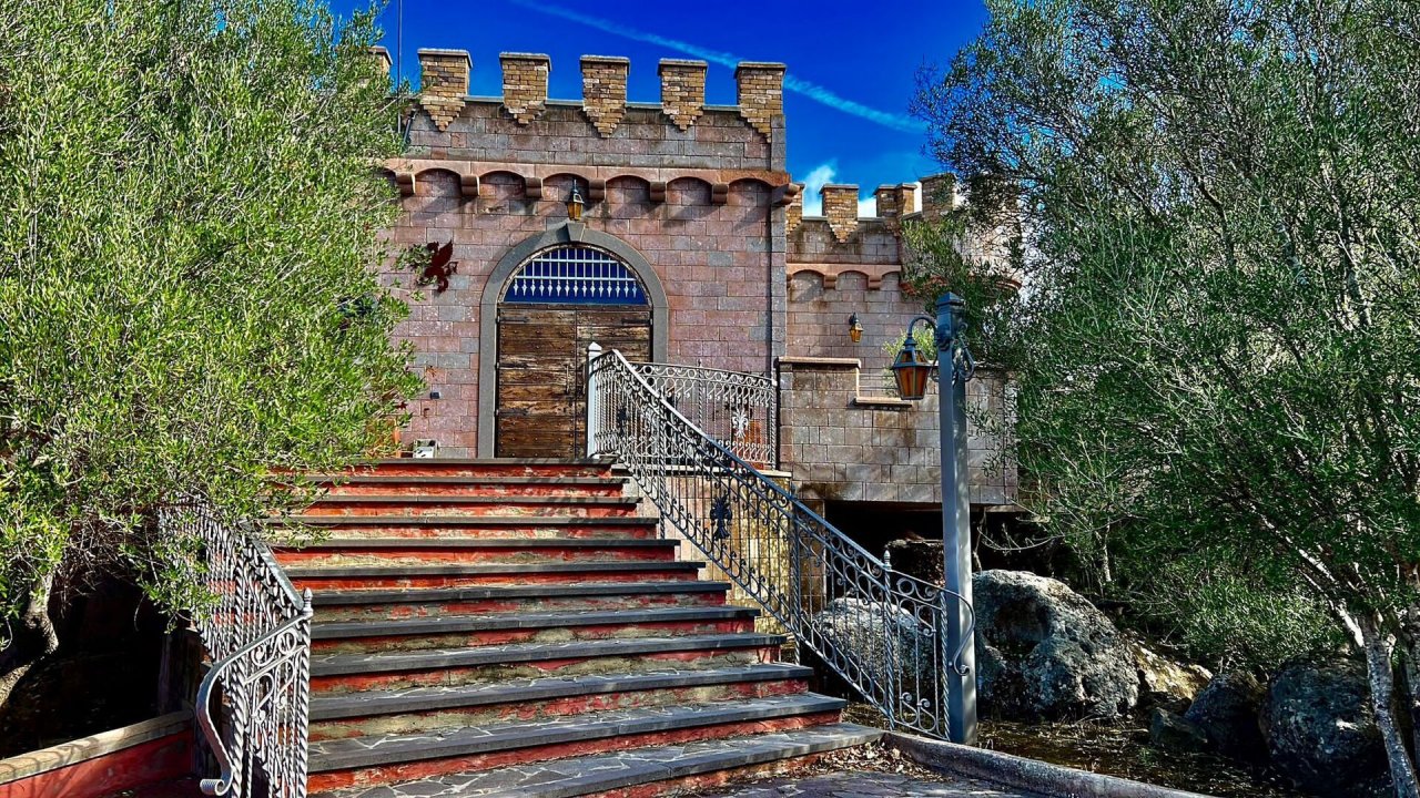 Vendita castello in zona tranquilla Olmedo Sardegna foto 4
