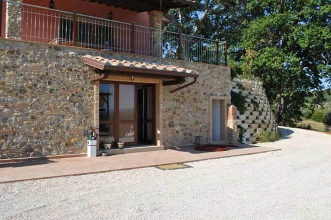 Vendita villa in zona tranquilla Riparbella Toscana foto 7