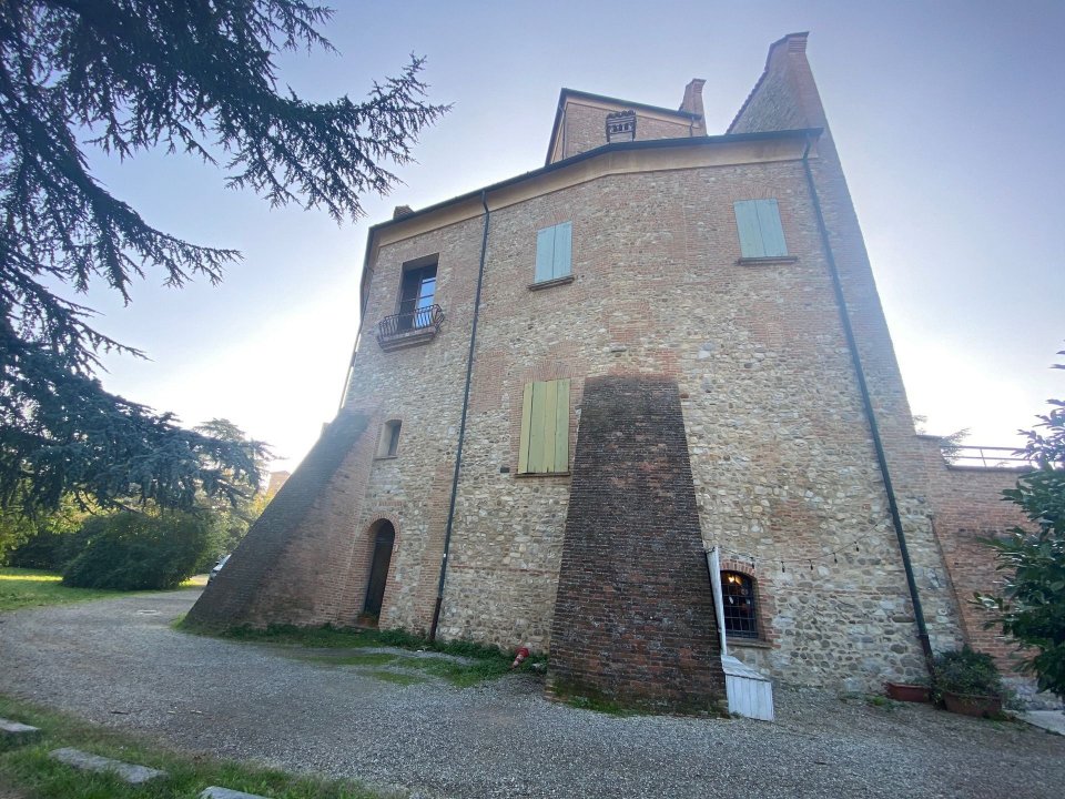 Vendita castello in zona tranquilla Scandiano Emilia-Romagna foto 3