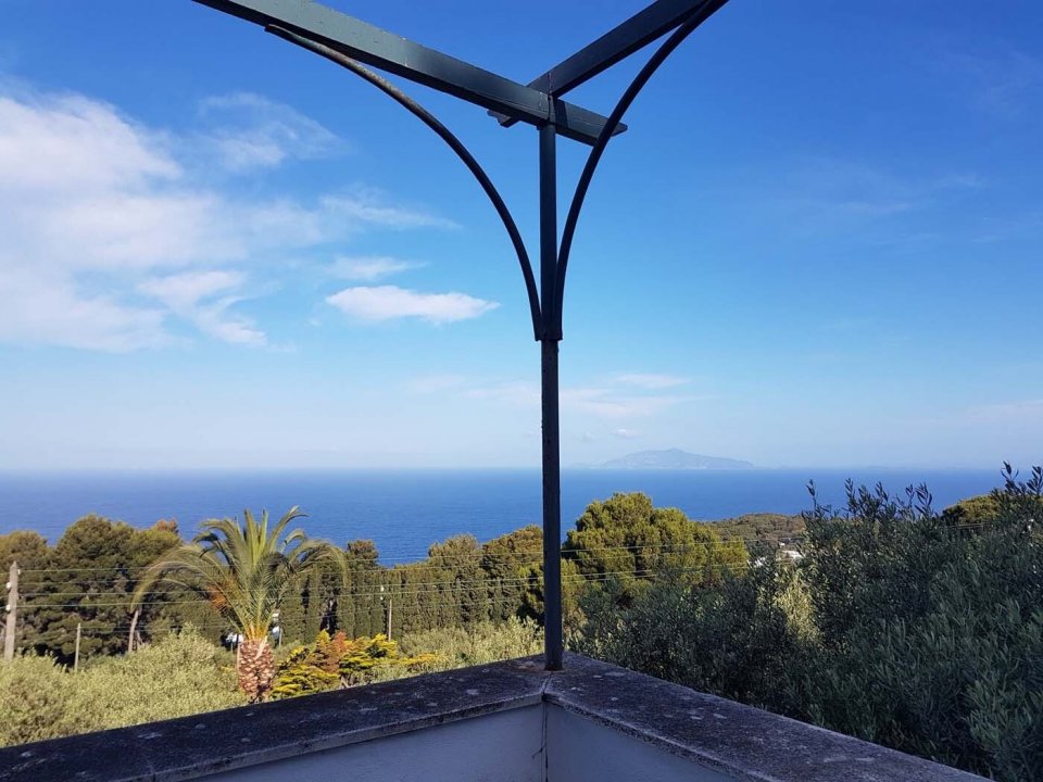 Vendita villa sul mare Capri Campania foto 1